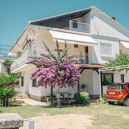 Vila Adriatik Ulcinj Zewnętrze zdjęcie