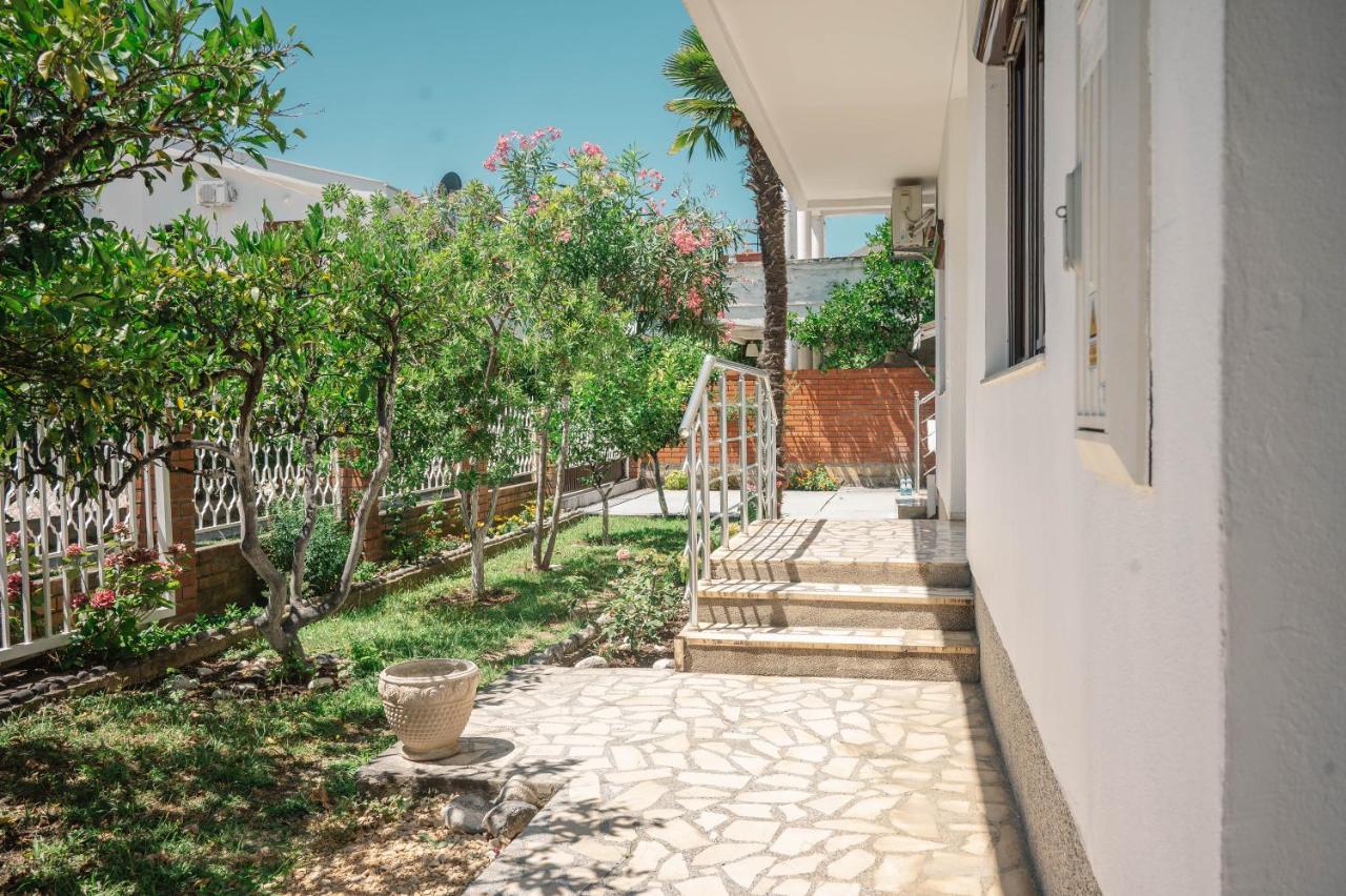 Vila Adriatik Ulcinj Zewnętrze zdjęcie
