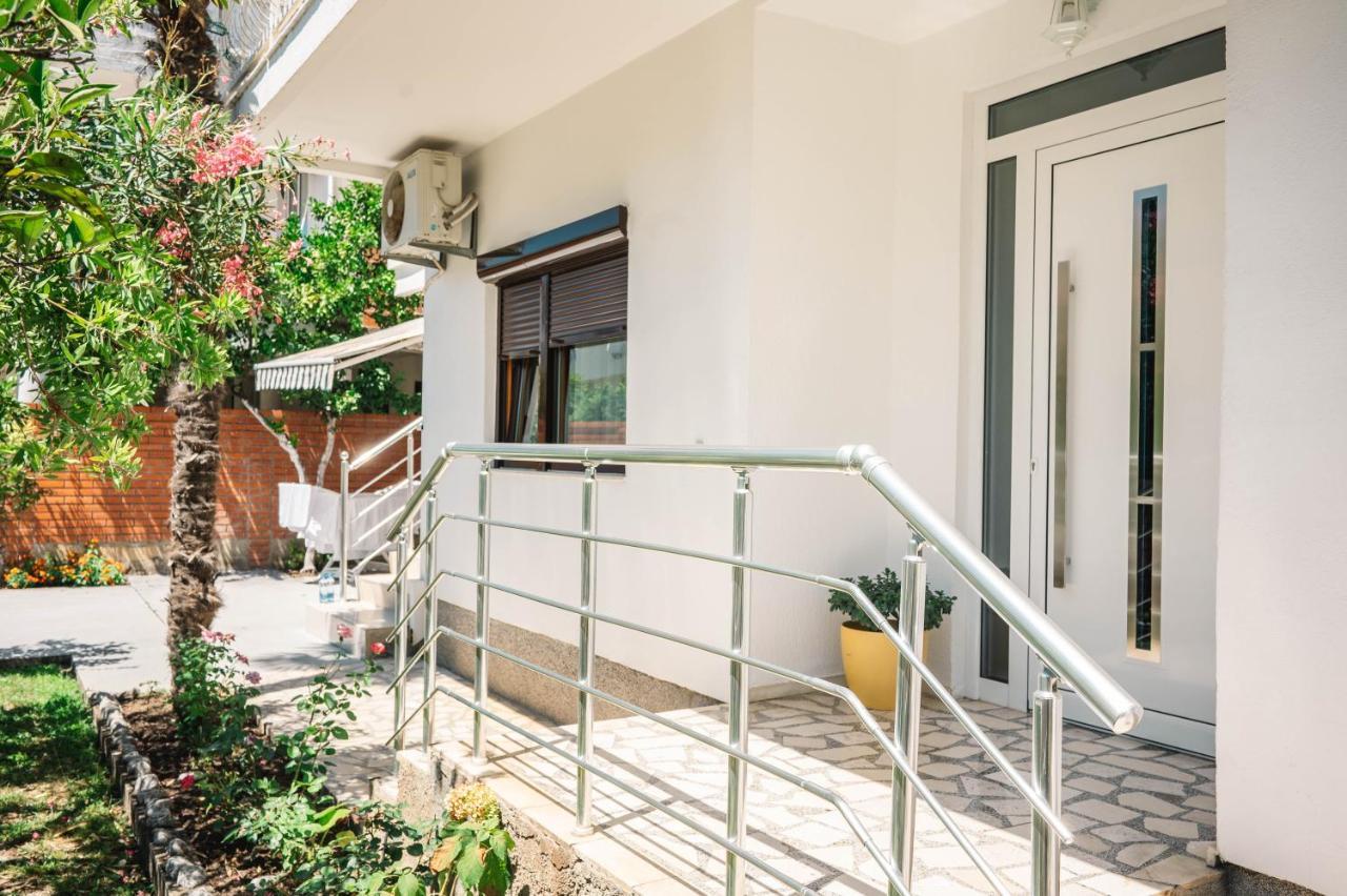 Vila Adriatik Ulcinj Zewnętrze zdjęcie