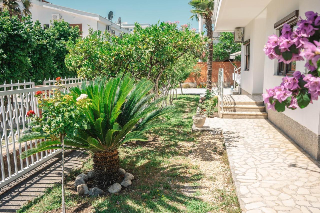 Vila Adriatik Ulcinj Zewnętrze zdjęcie