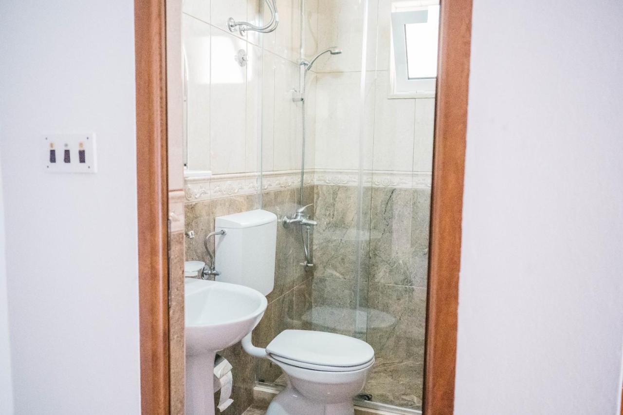 Vila Adriatik Ulcinj Zewnętrze zdjęcie