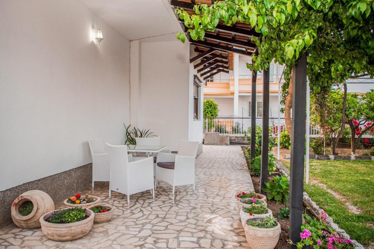 Vila Adriatik Ulcinj Zewnętrze zdjęcie
